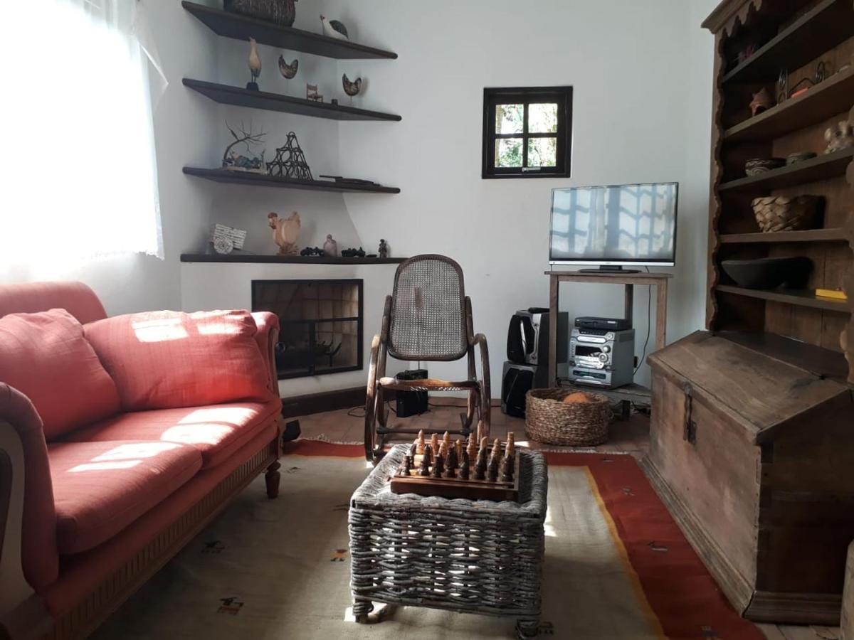 Alugo Linda Casa De Campo Perto De Sao Paulo Com Otimo Jardim, Piscina E Lareira. Sara-Sara Eksteriør bilde